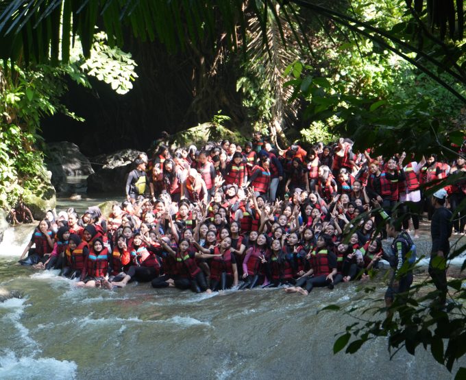 Serunya Day 2 Outing Class 2026: Petualangan Body Rafting Citumang dan Keindahan Alam Pengandaran Warnai Perjalanan Siswa Kelas X SMK Pembangunan Bogor